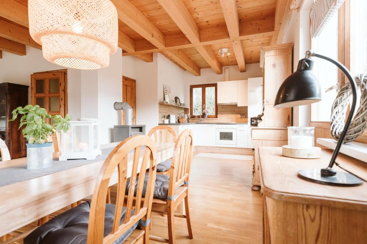 Mirnockahoi - Familienfreundliches Ferienhaus Fuer 4 Erwachsene, Maritimes Bergerlebnis, Panoramablick Von Terrasse Und Balkon, Carinthia, Millstaettersee Ferndorf Dış mekan fotoğraf